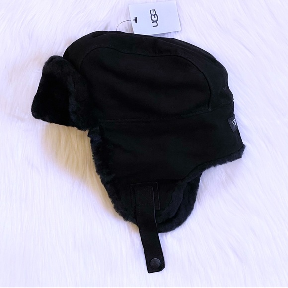 UGG Accessories - UGG Women’s Sheepskin Trapper Hat In Black